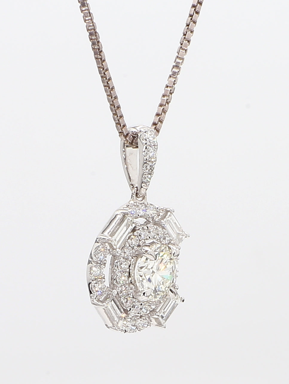 white diamond baguettes & round pendant necklace 0.93 carat