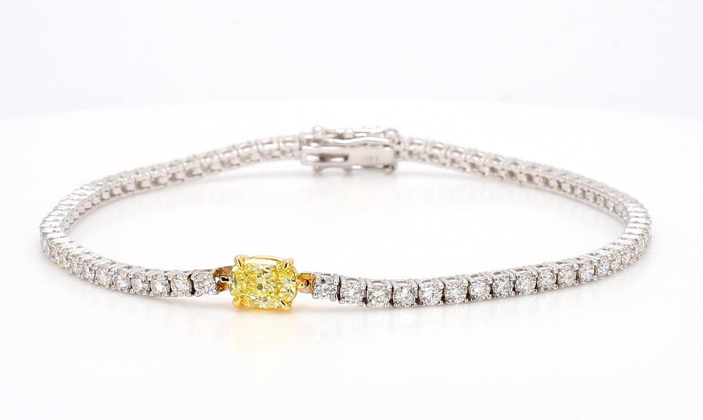 oval fancy intense yellow diamond tennis bracelet 3.61 carat
