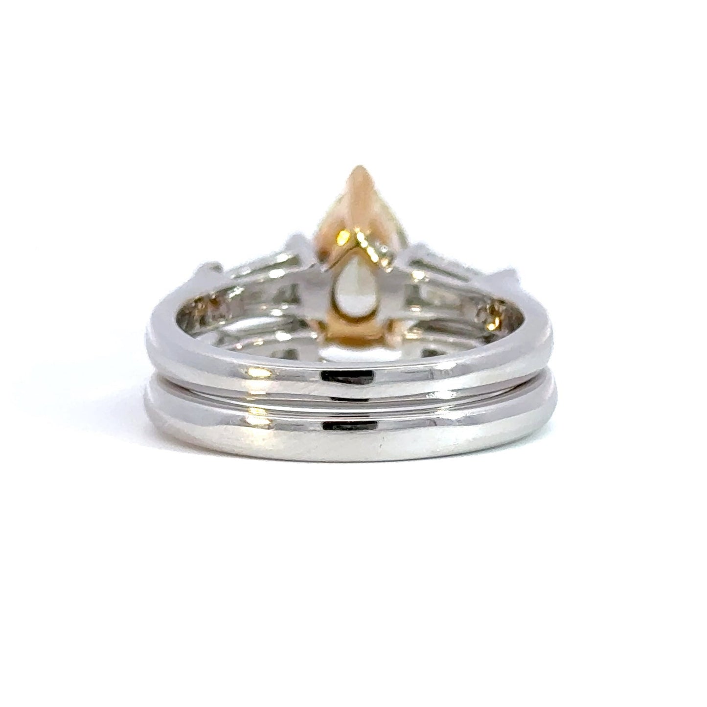18k yellow diamond ring 2.08 carats