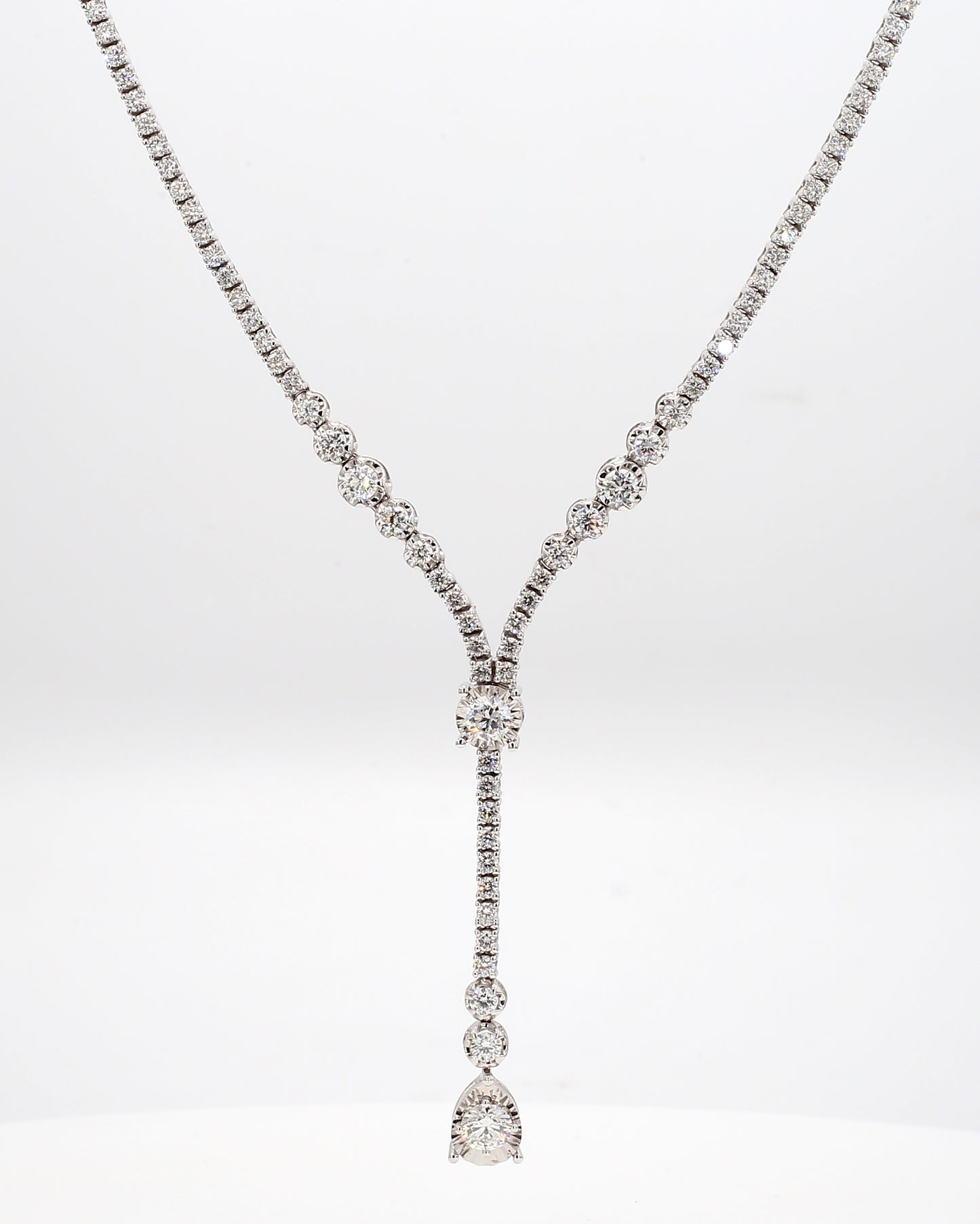 diamond necklace 4.01 carat