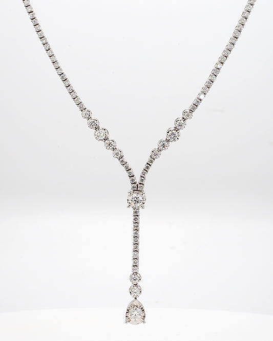 DIAMOND NECKLACE 4.01 Carat