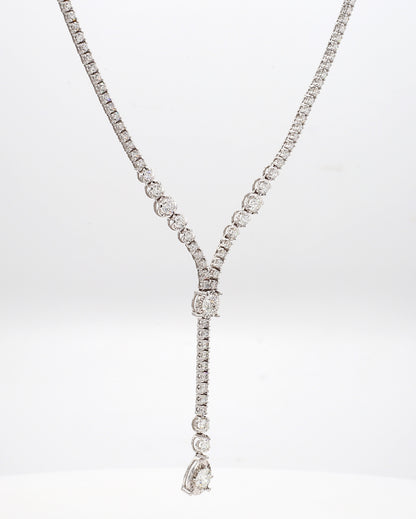 DIAMOND NECKLACE 4.01 Carat