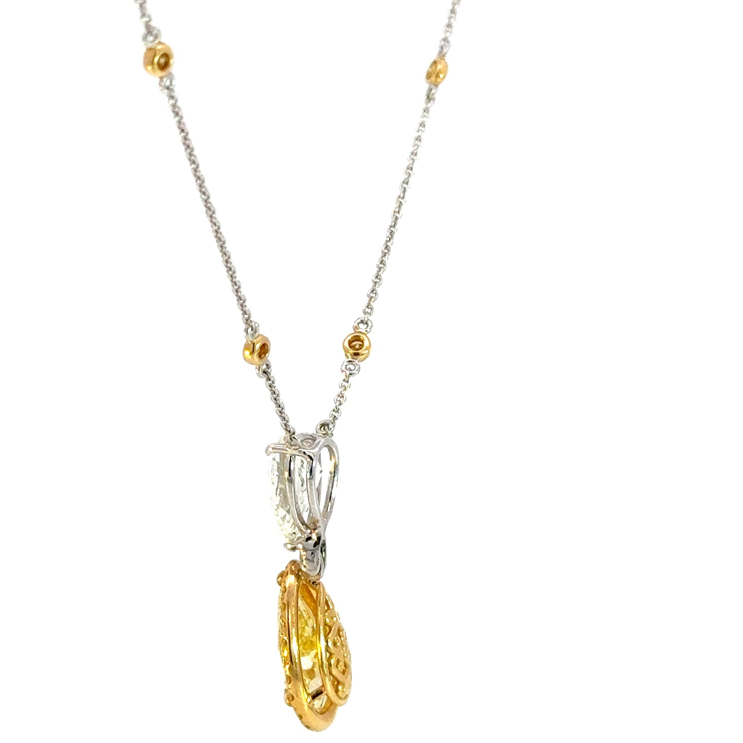 fancy yellow & white pear cut  diamond two stone pendant(5.53 carat)