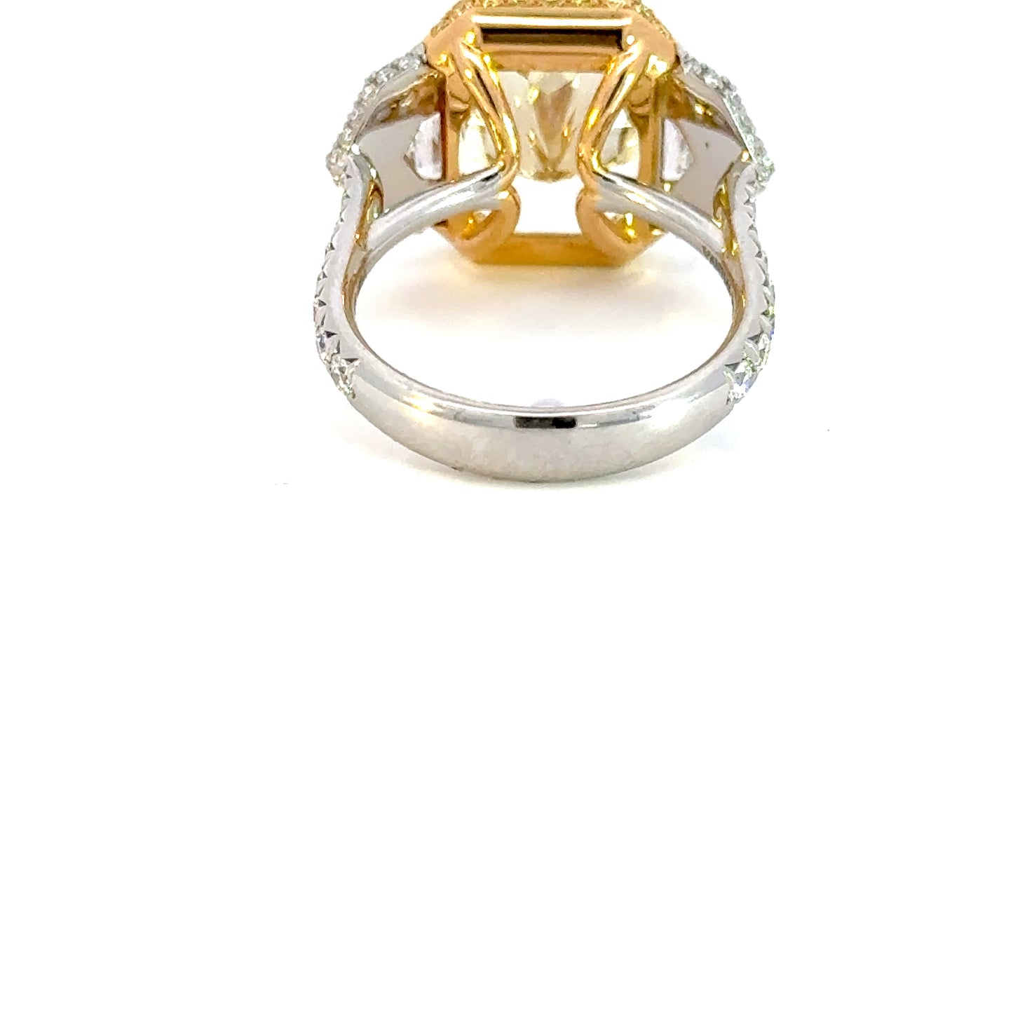 fancy light yellow radiant  diamond ring  7.06 carat