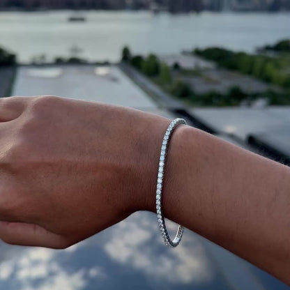 18K White Gold  Classic Tennis Bracelet (4.00 Carats)