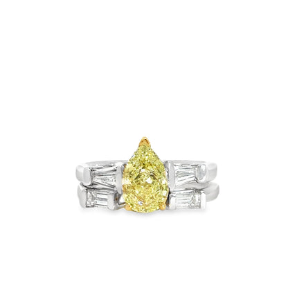 18k YELLOW DIAMOND RING 2.08 Carats
