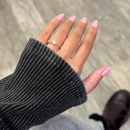 Solitaire Engagement  Ring 18K Gold